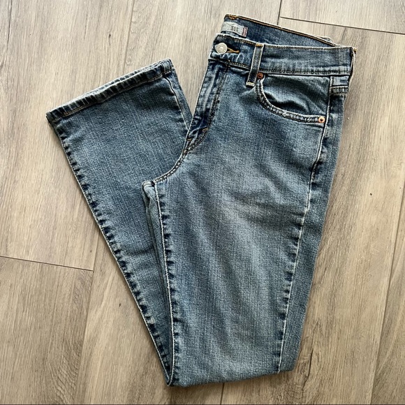 Levi’s 515 Bootcut Jeans - Picture 9 of 11